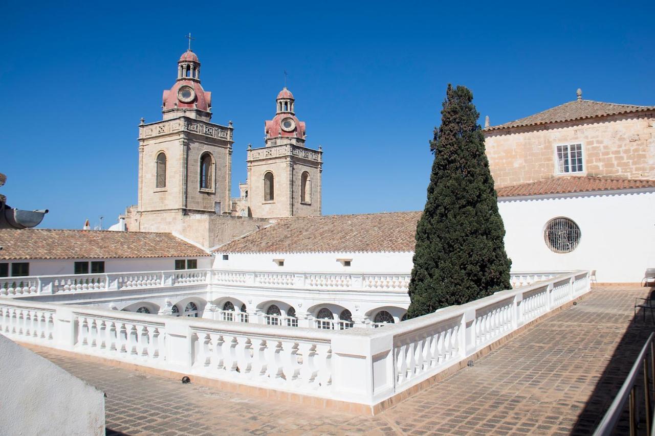Hostel Grupoandria El Claustre De Ciutadella - Hospederia Zewnętrze zdjęcie