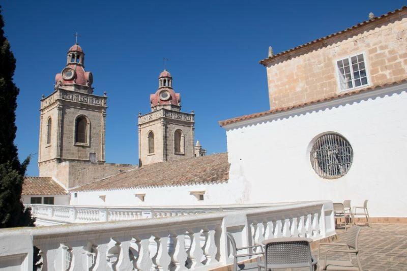 Hostel Grupoandria El Claustre De Ciutadella - Hospederia Zewnętrze zdjęcie